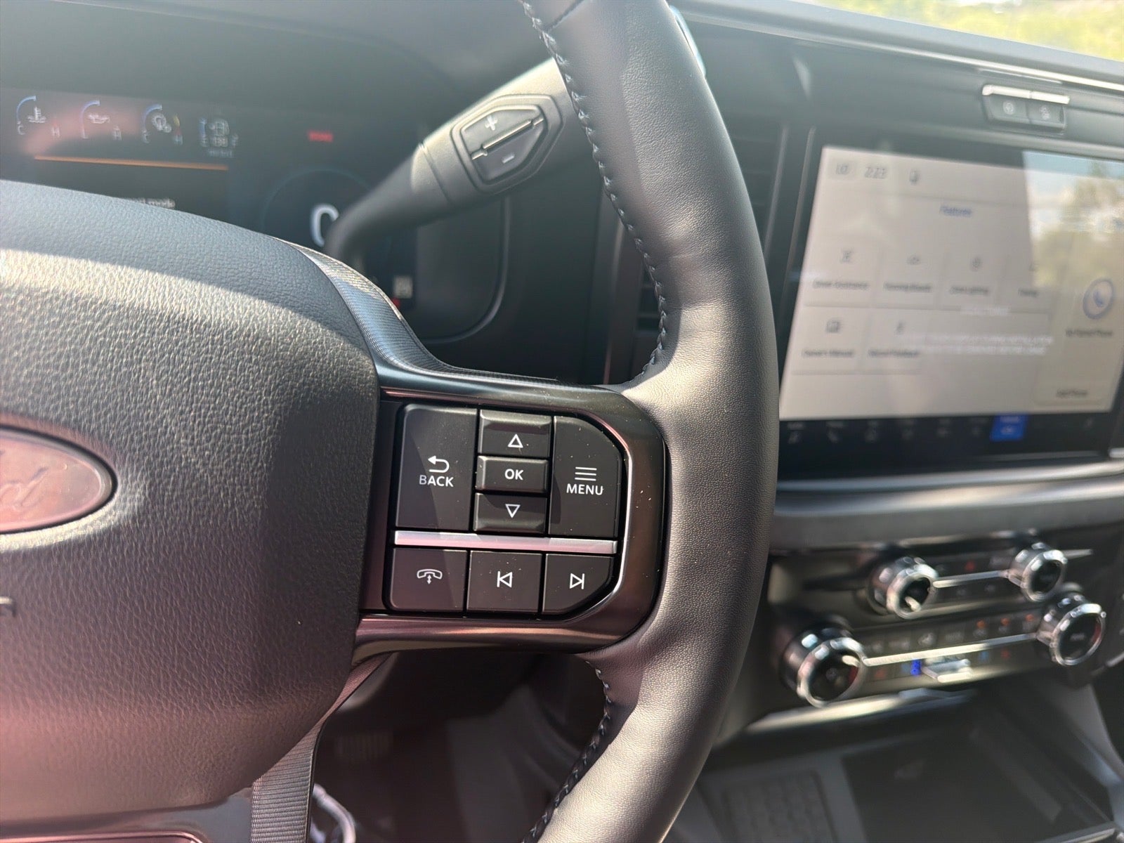 2027 Ford F-350 Super Duty Platinum