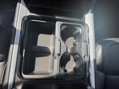 2027 Ford F-350 Super Duty Platinum