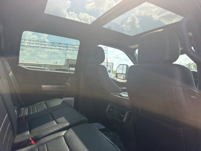 2027 Ford F-350 Super Duty Platinum