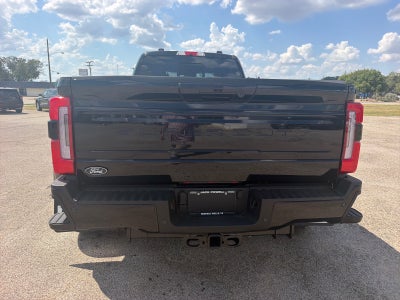2027 Ford F-350 Super Duty Platinum