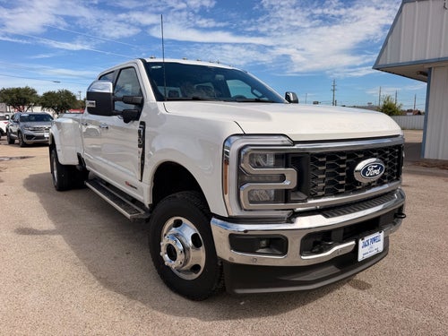 2027 Ford F-350 Super Duty Lariat