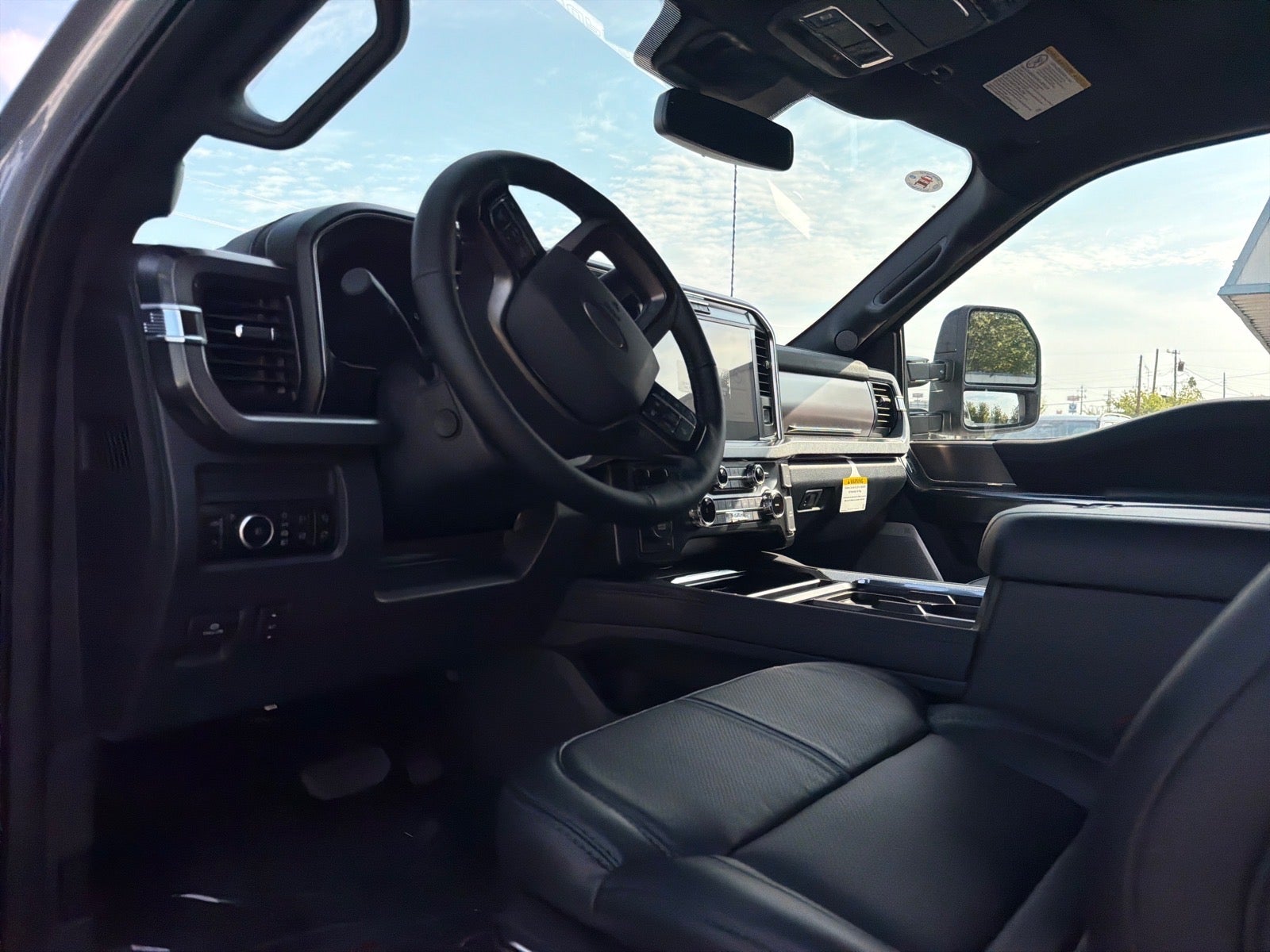 2027 Ford F-350 Super Duty Platinum