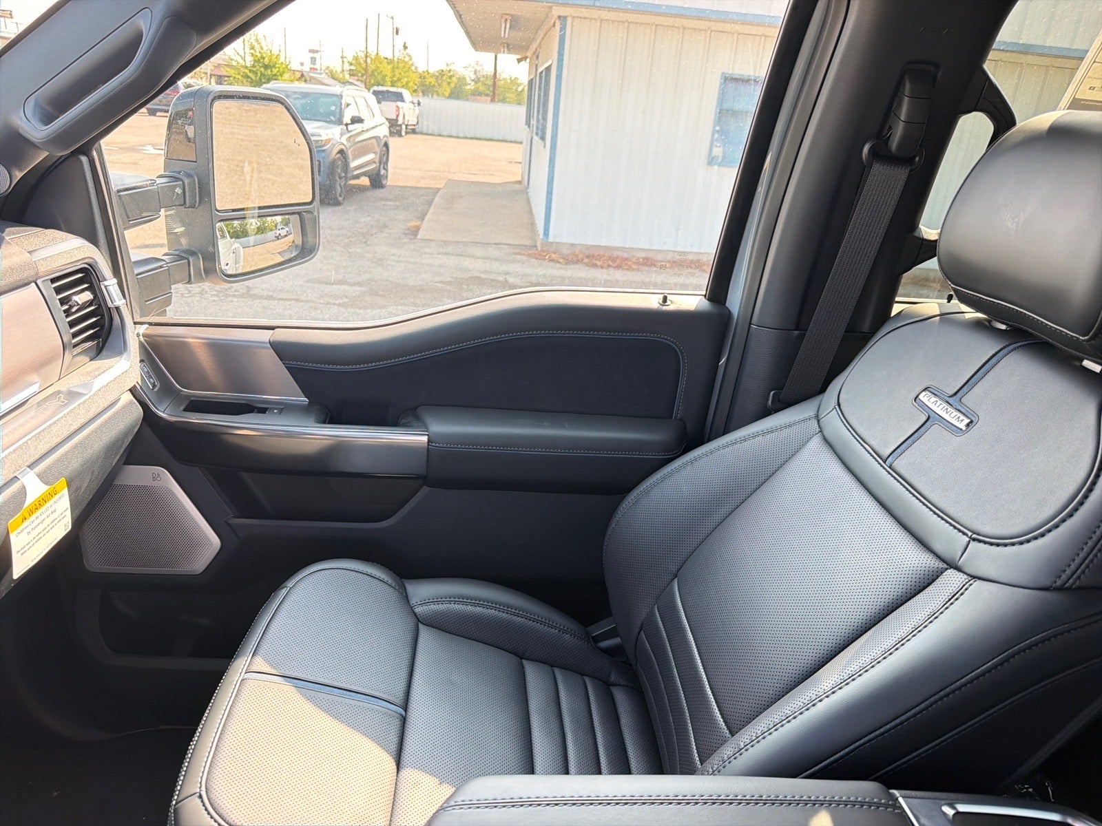 2027 Ford F-350 Super Duty Platinum