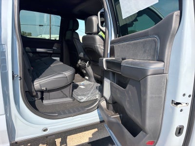 2027 Ford F-350 Super Duty Platinum