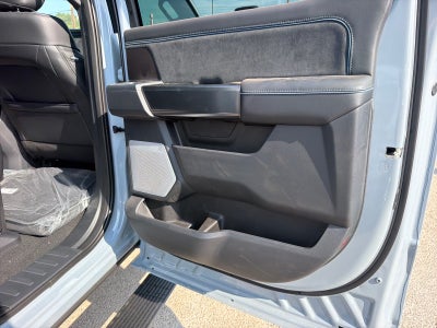 2027 Ford F-350 Super Duty Platinum