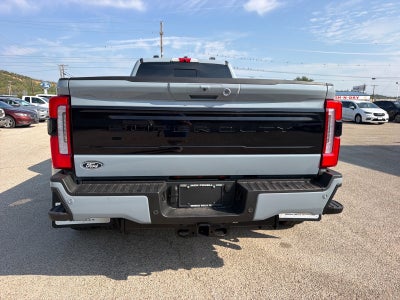 2027 Ford F-350 Super Duty Platinum
