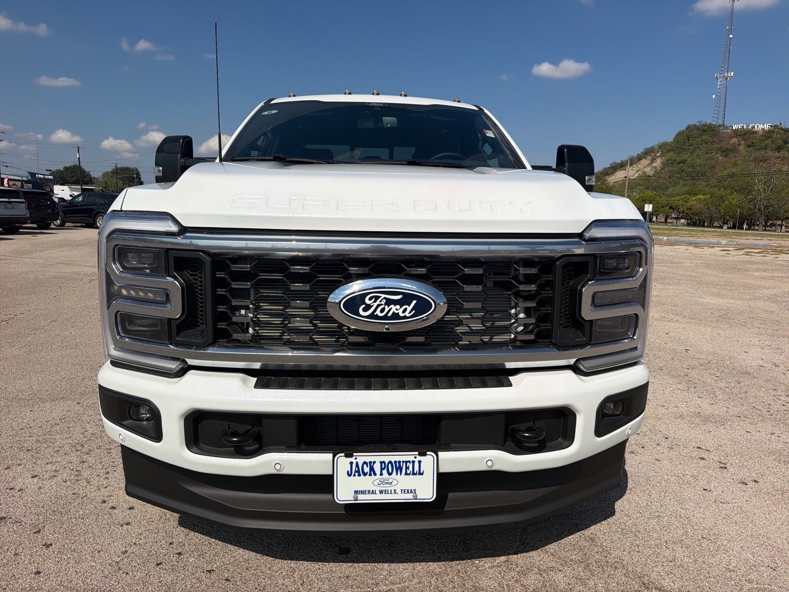 2027 Ford F-350 Super Duty Platinum