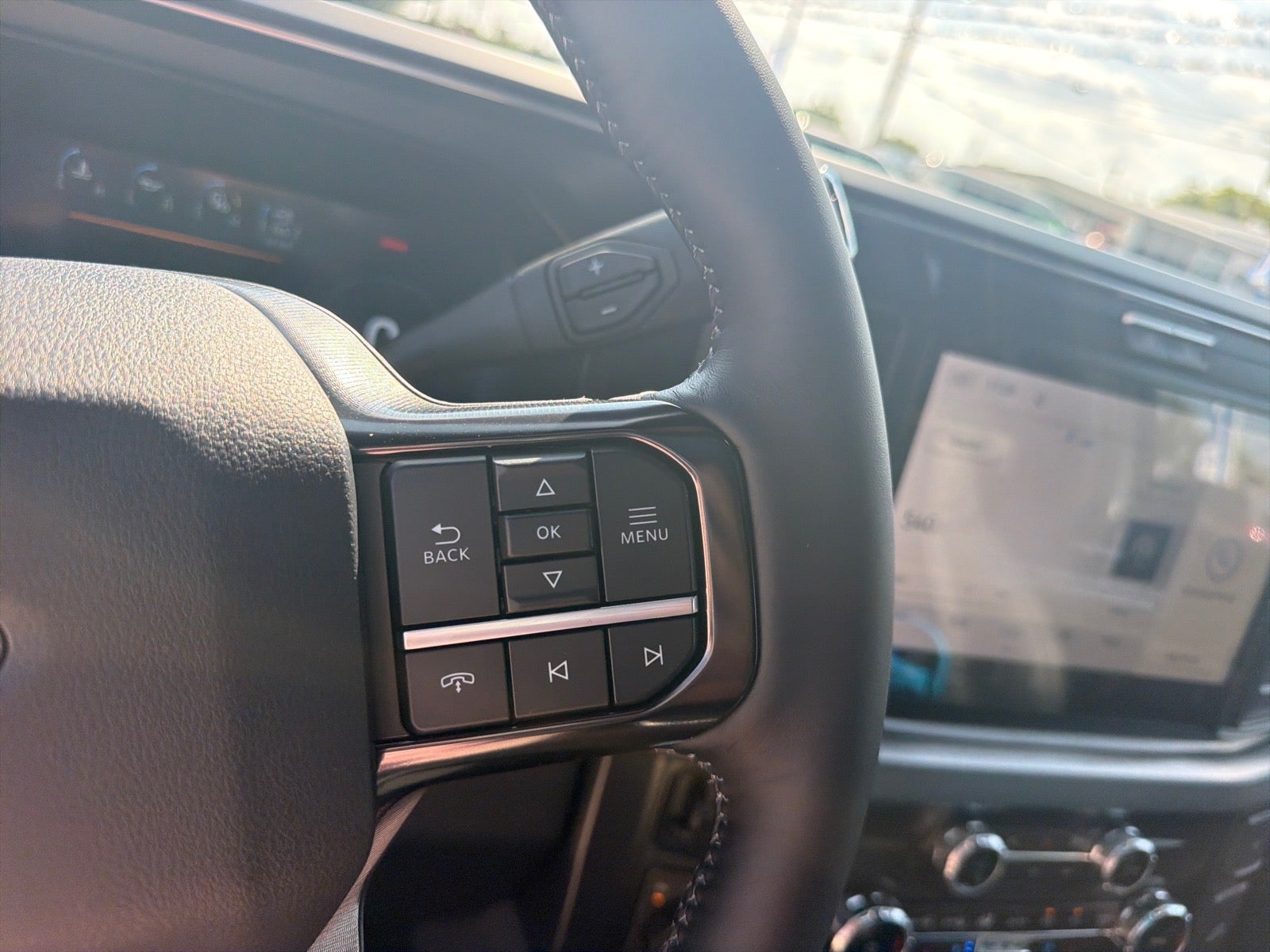 2027 Ford F-350 Super Duty Platinum