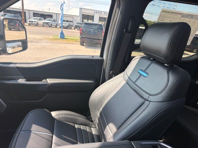 2027 Ford F-350 Super Duty Platinum