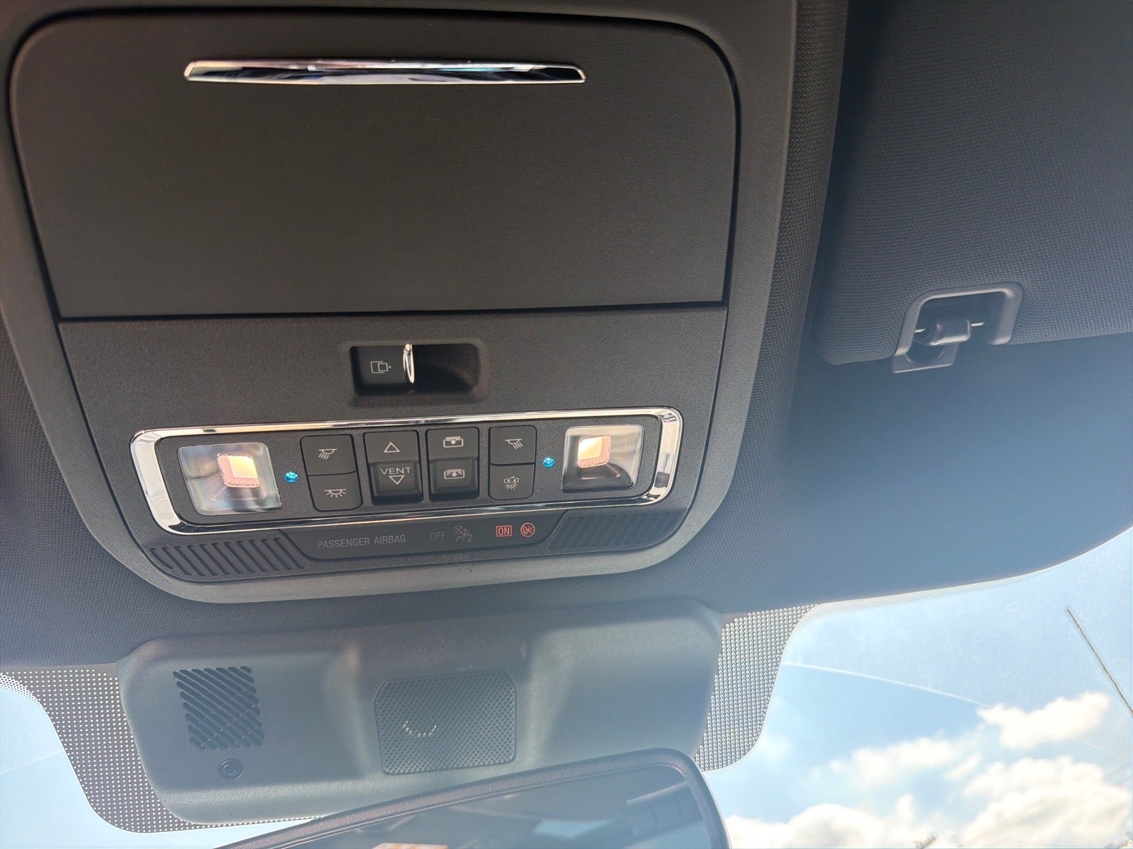 2027 Ford F-350 Super Duty Platinum