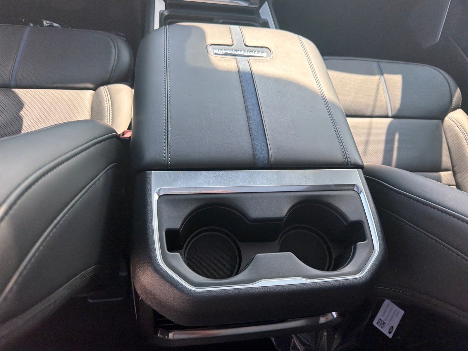 2027 Ford F-350 Super Duty Platinum