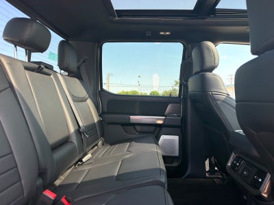 2027 Ford F-350 Super Duty Platinum
