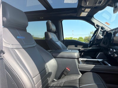 2027 Ford F-350 Super Duty Platinum