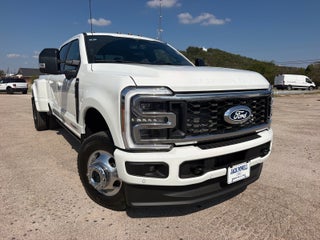 2027 Ford F-350 Super Duty Platinum
