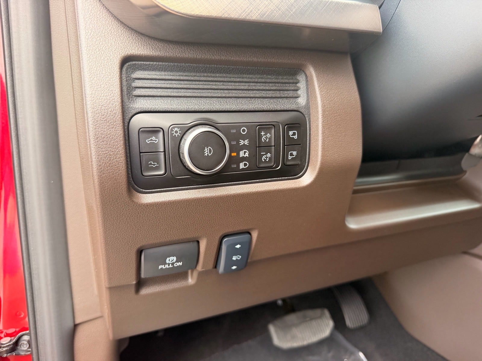 2027 Ford F-350 Super Duty King Ranch