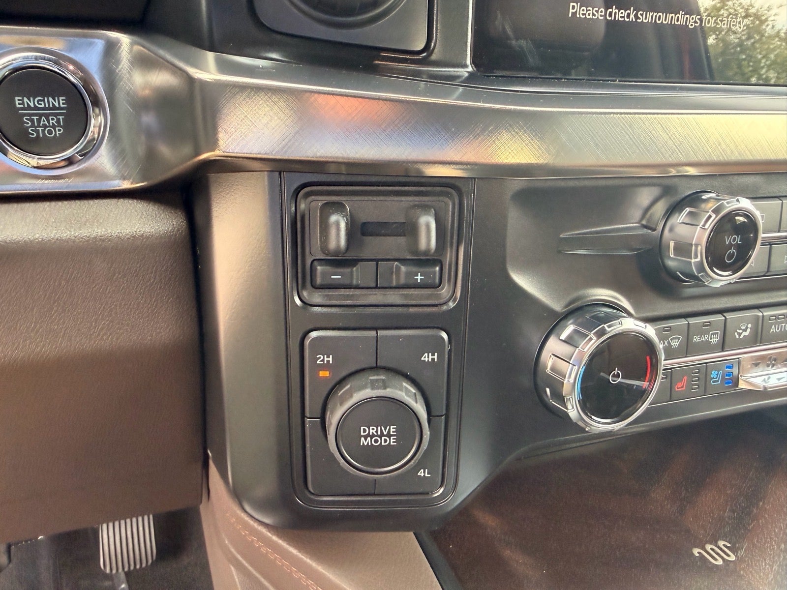 2027 Ford F-350 Super Duty King Ranch