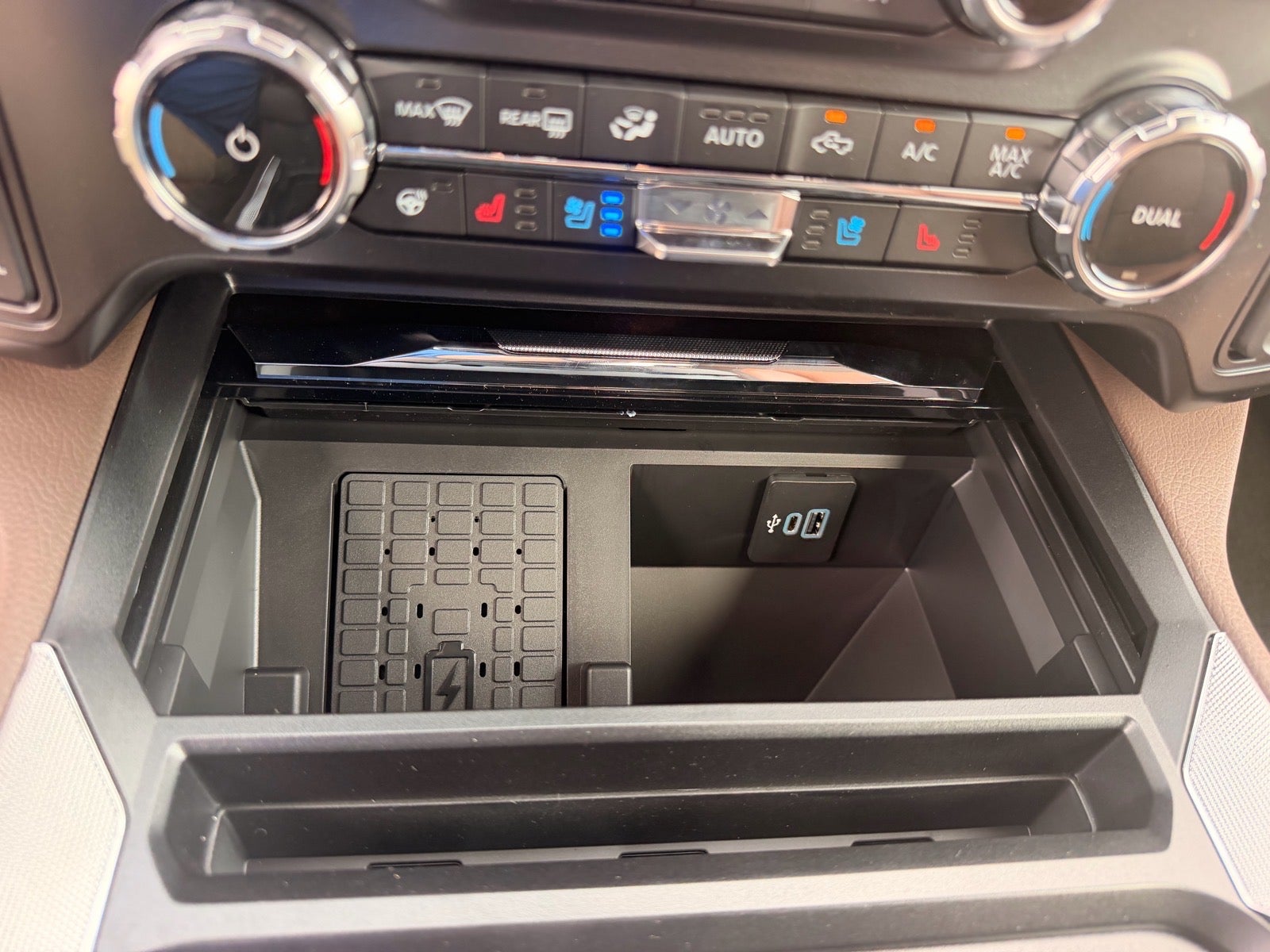 2027 Ford F-350 Super Duty King Ranch