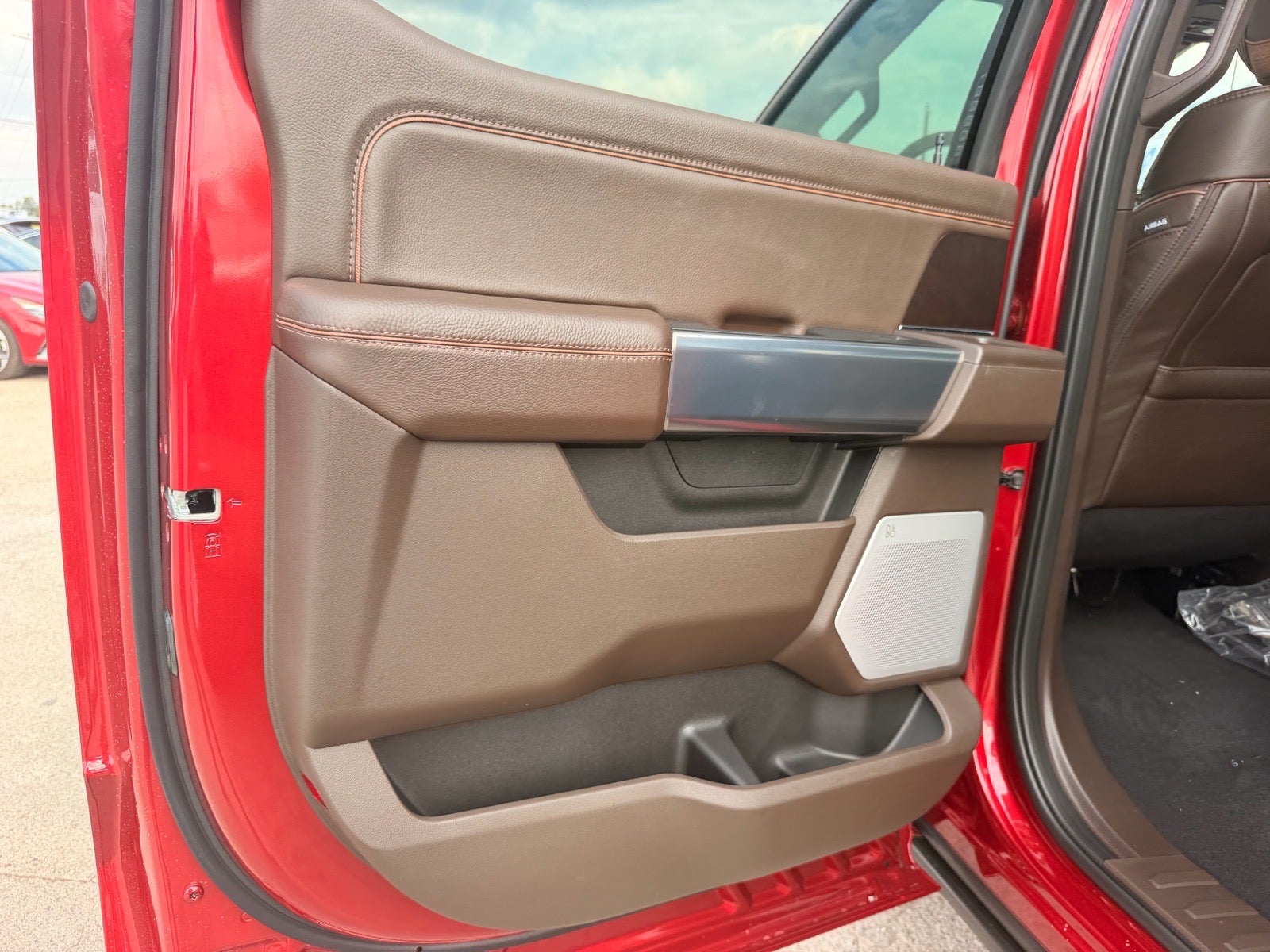 2027 Ford F-350 Super Duty King Ranch