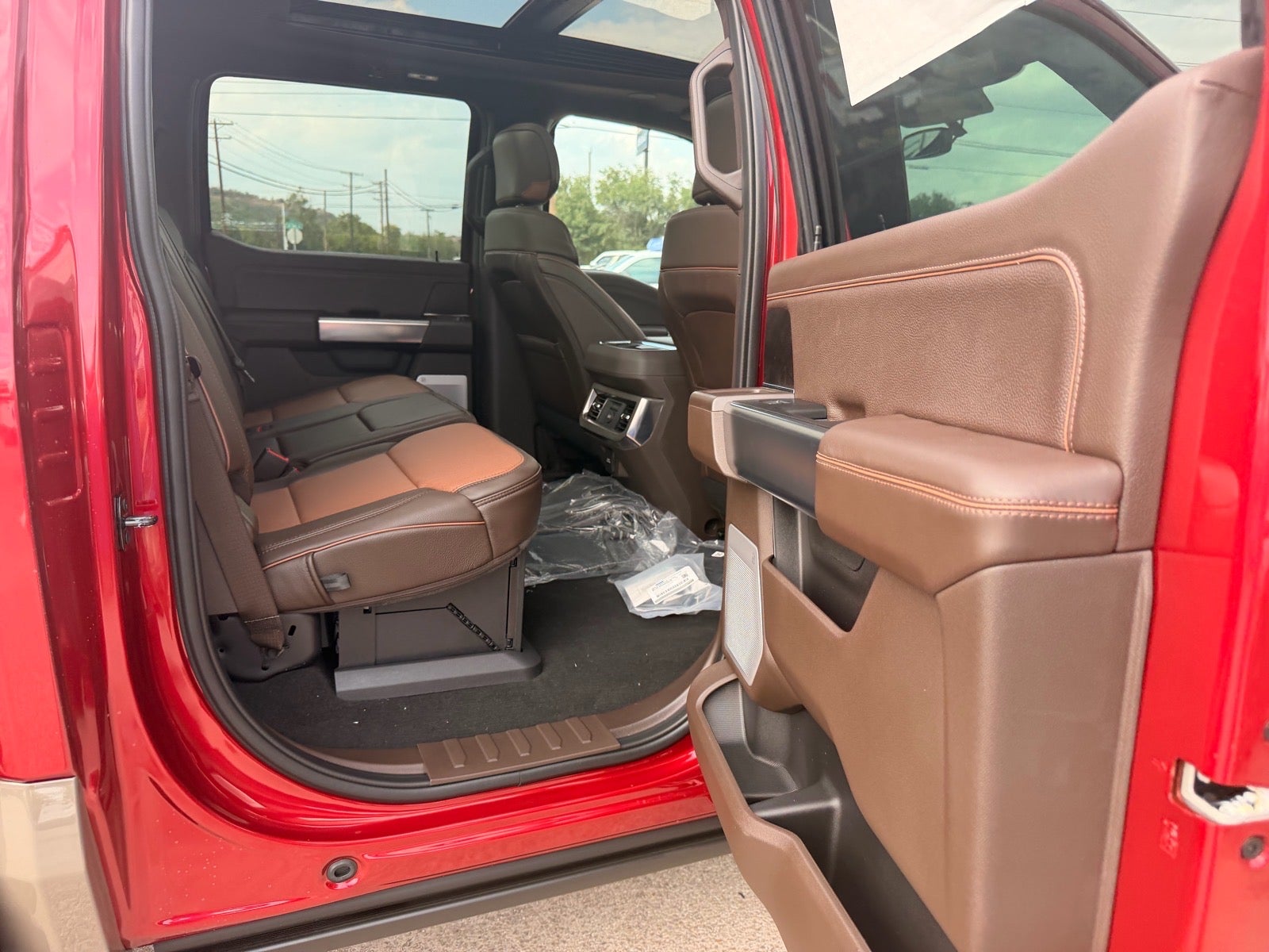 2027 Ford F-350 Super Duty King Ranch