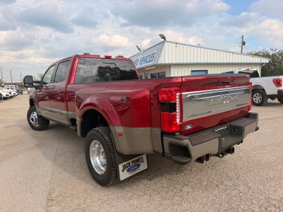 2027 Ford F-350 Super Duty King Ranch