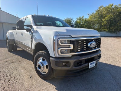 2027 Ford F-350 Super Duty King Ranch