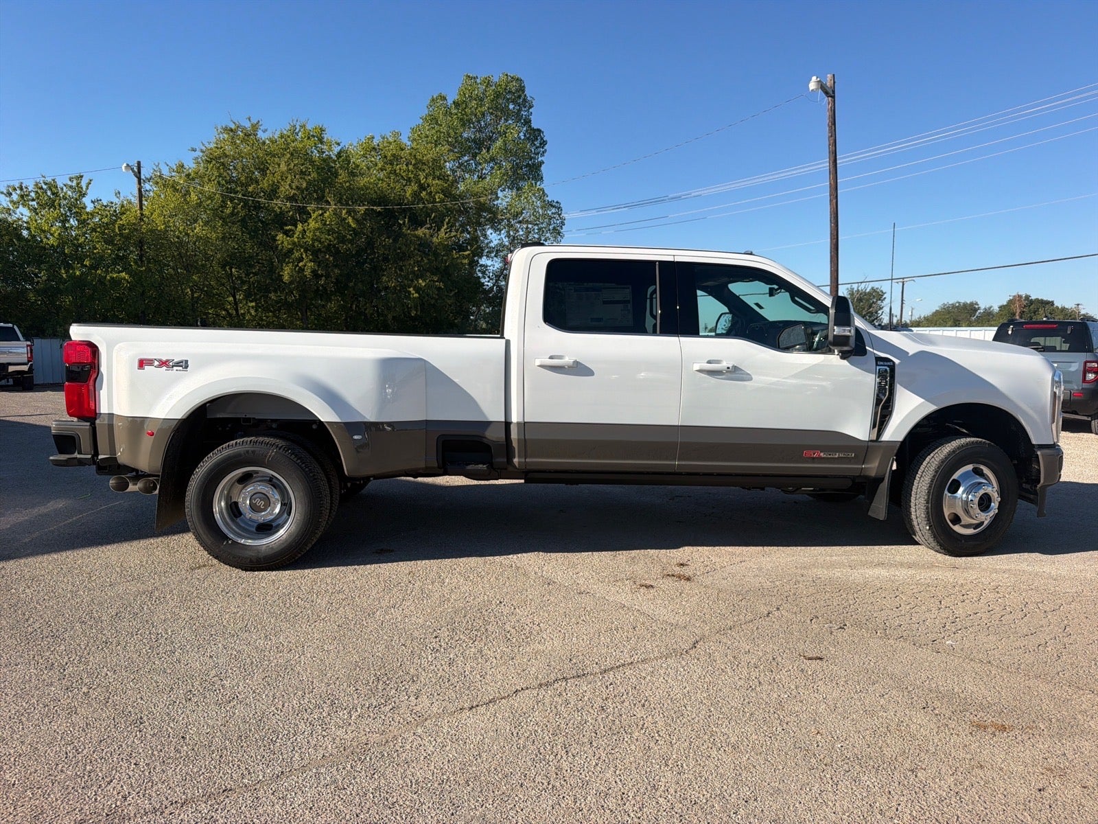 2027 Ford F-350 Super Duty King Ranch