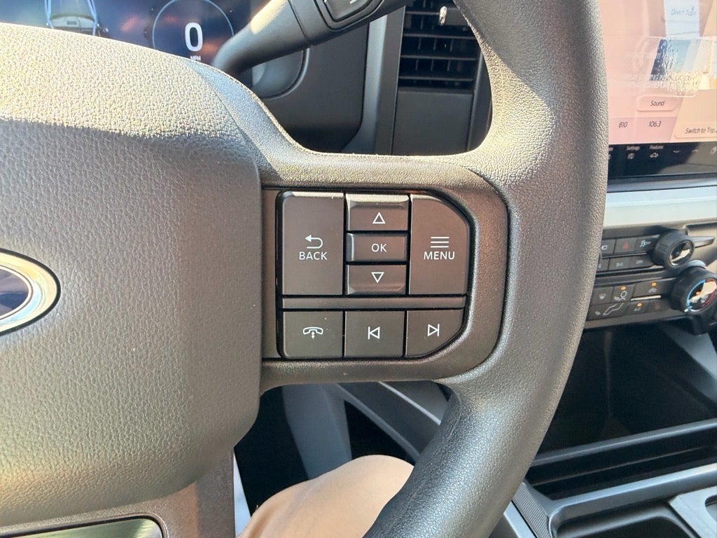 2026 Ford F-350 Super Duty XLT