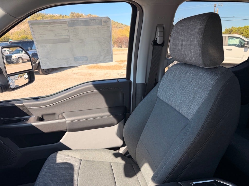 2026 Ford F-350 Super Duty XLT