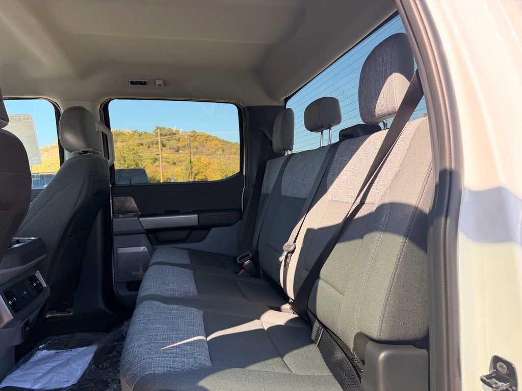 2026 Ford F-350 Super Duty XLT