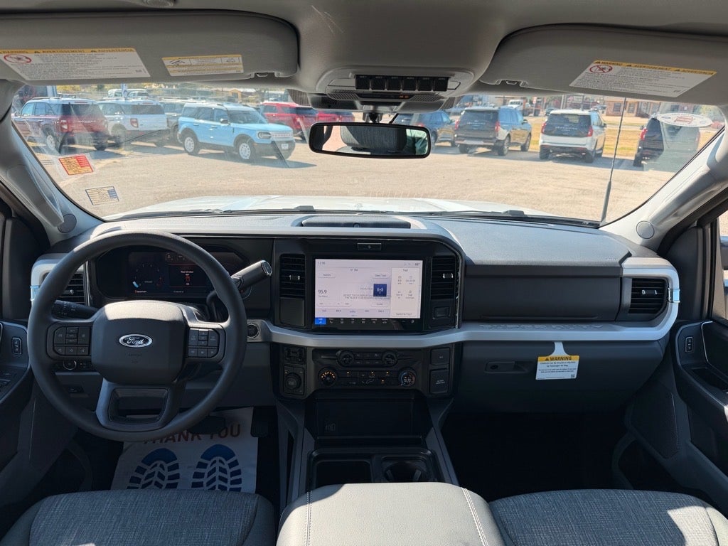 2026 Ford F-350 Super Duty XLT