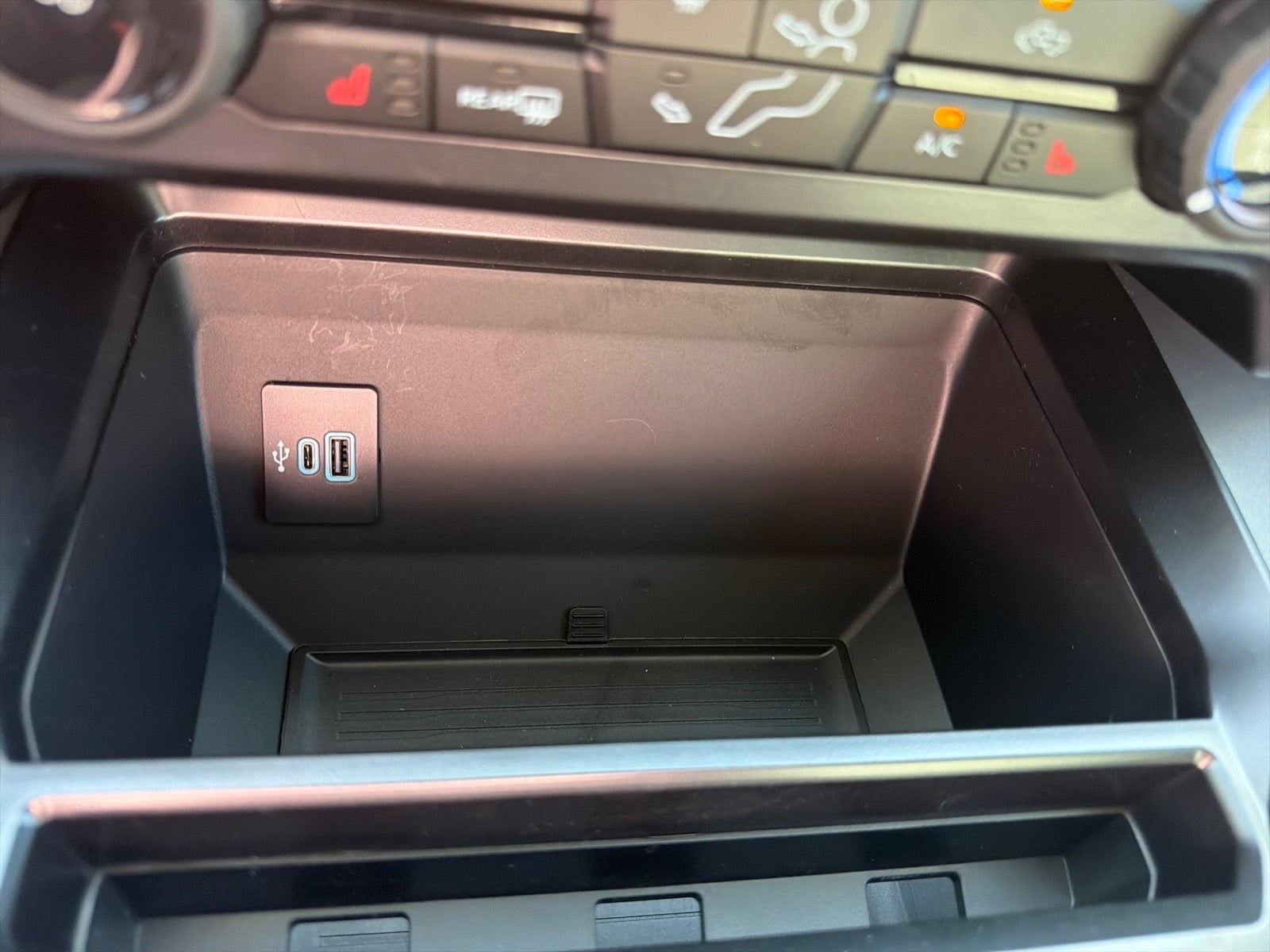 2026 Ford F-350 Super Duty XLT