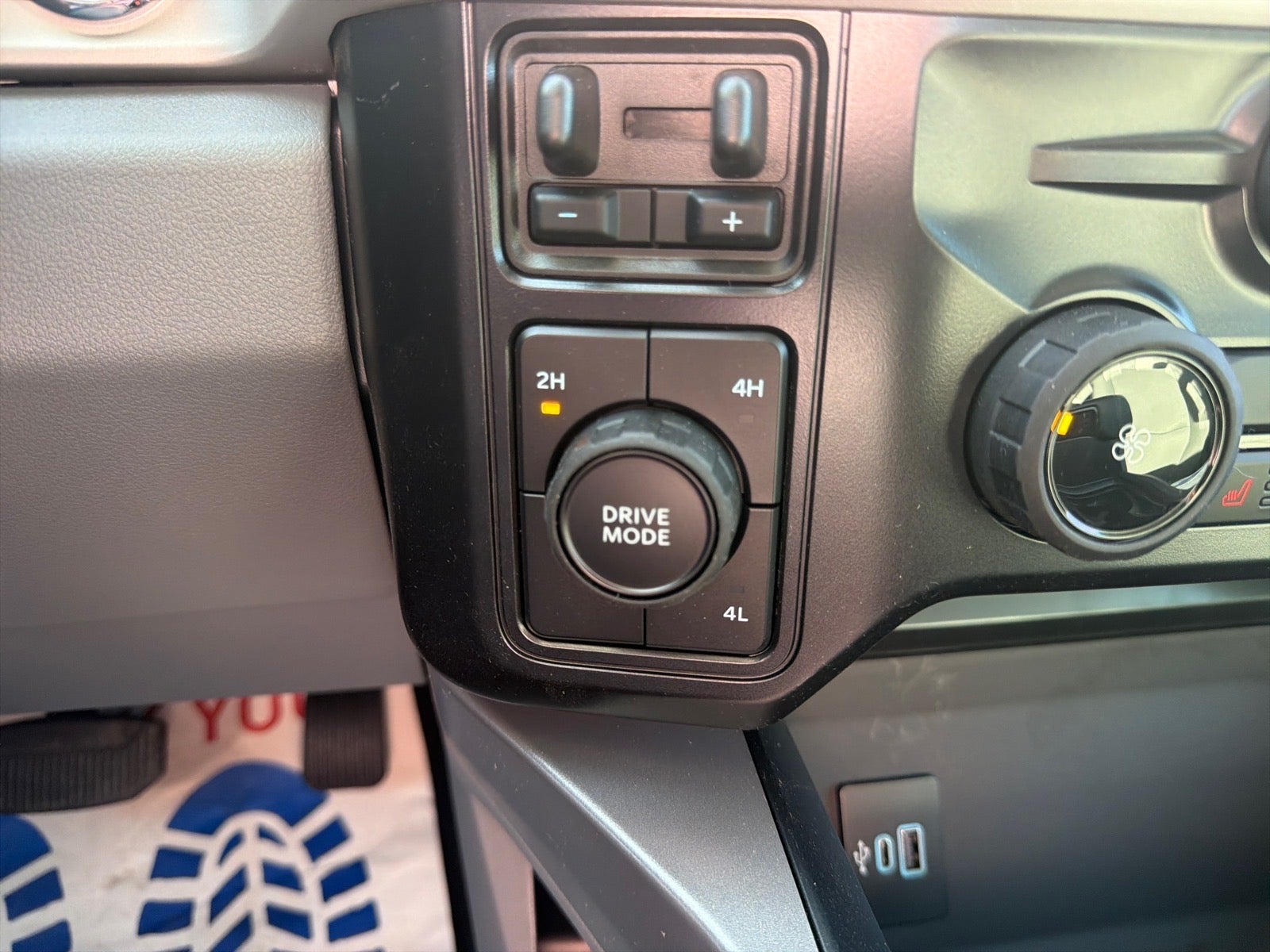 2026 Ford F-350 Super Duty XLT