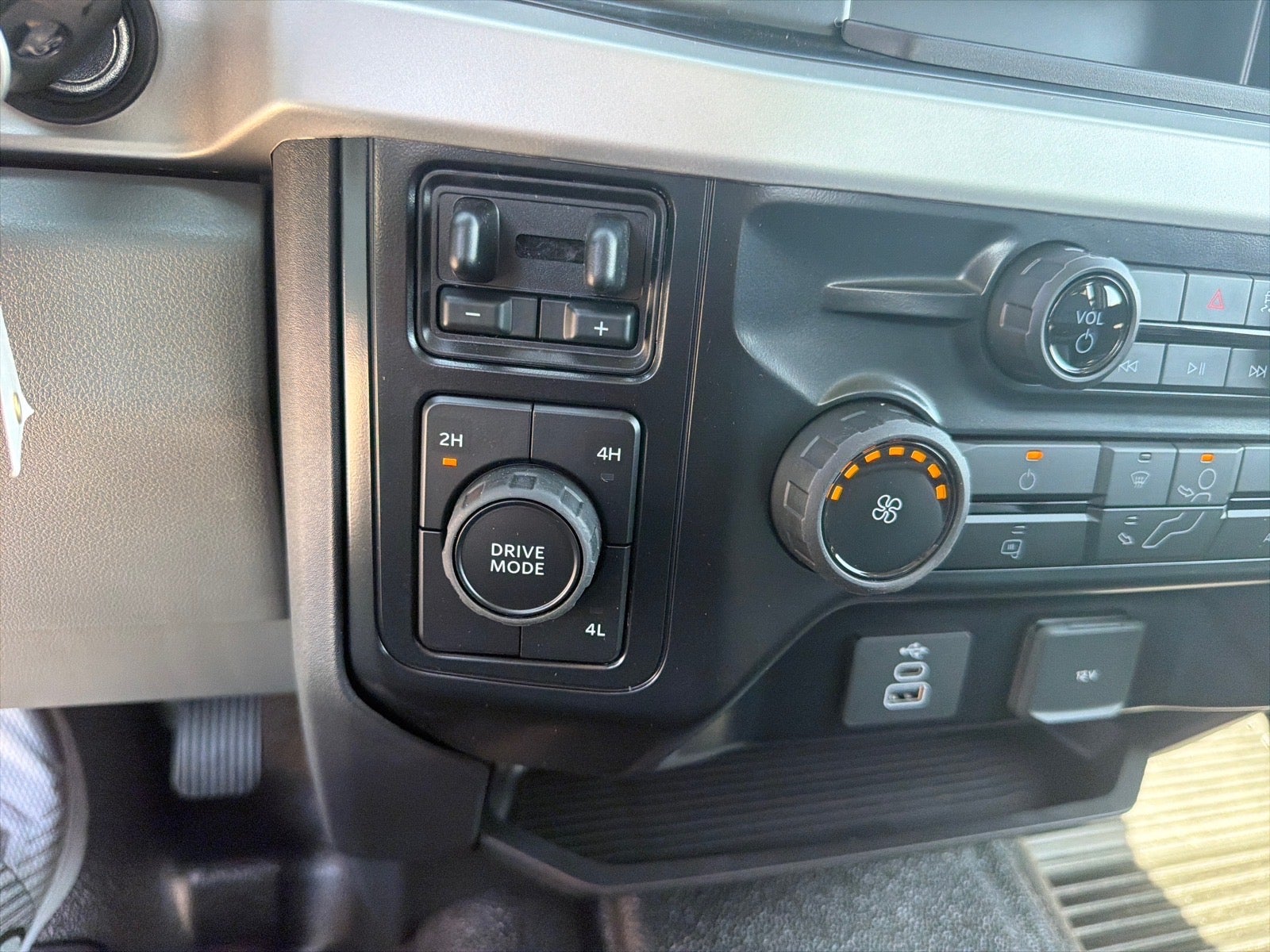 2026 Ford F-350 Super Duty XL