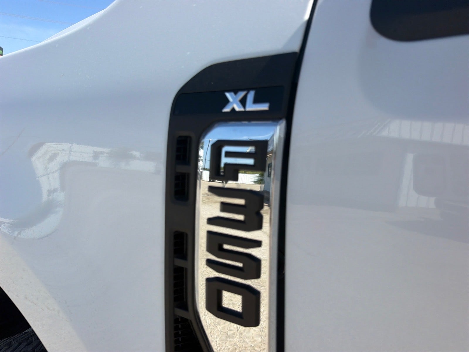2026 Ford F-350 Super Duty XL