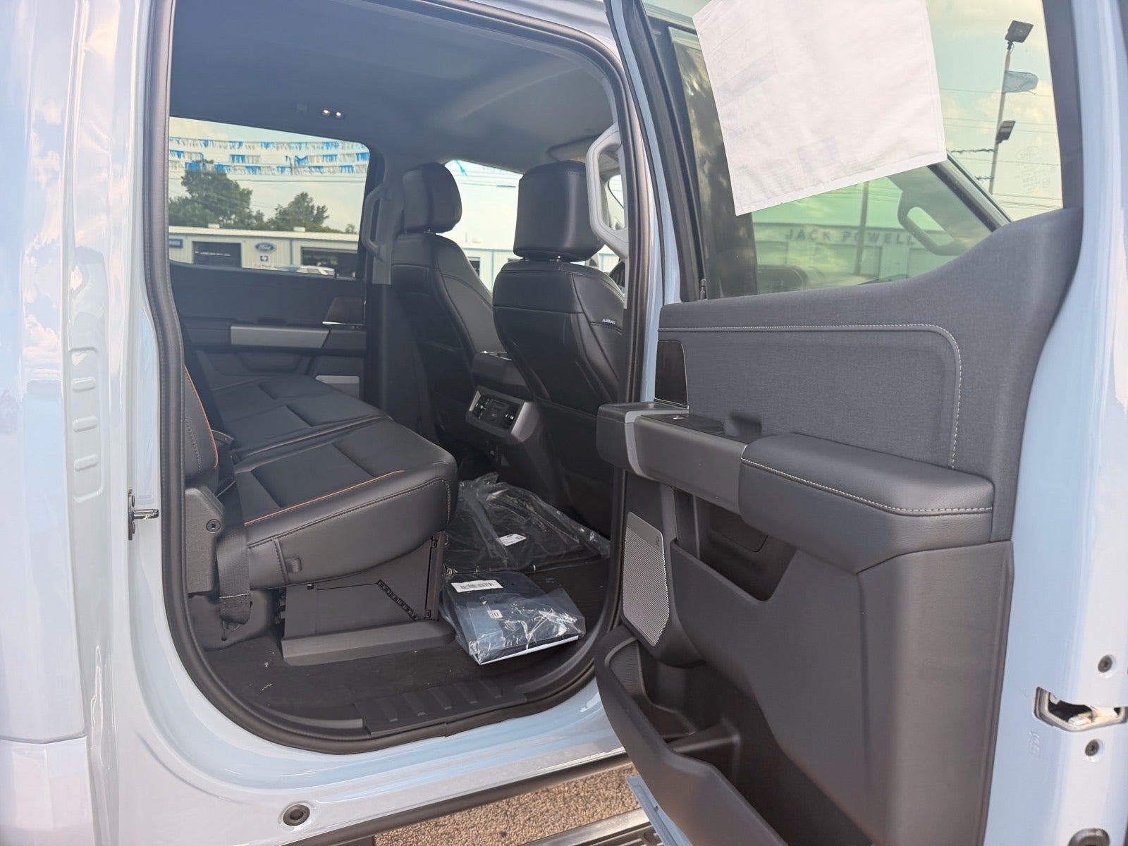 2026 Ford F-350 Super Duty Lariat