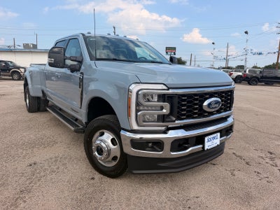 2026 Ford F-350 Super Duty Lariat