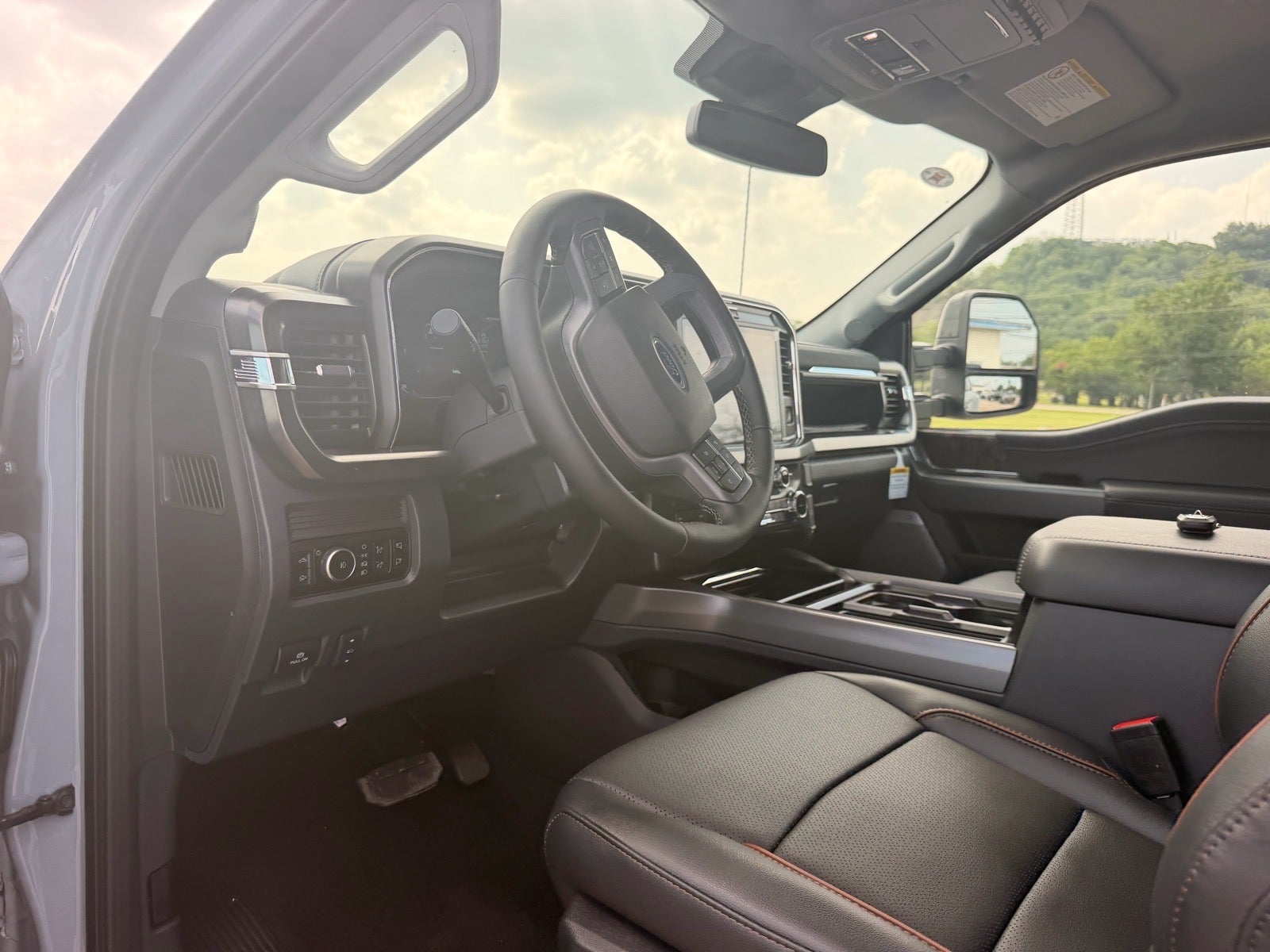 2026 Ford F-350 Super Duty Lariat
