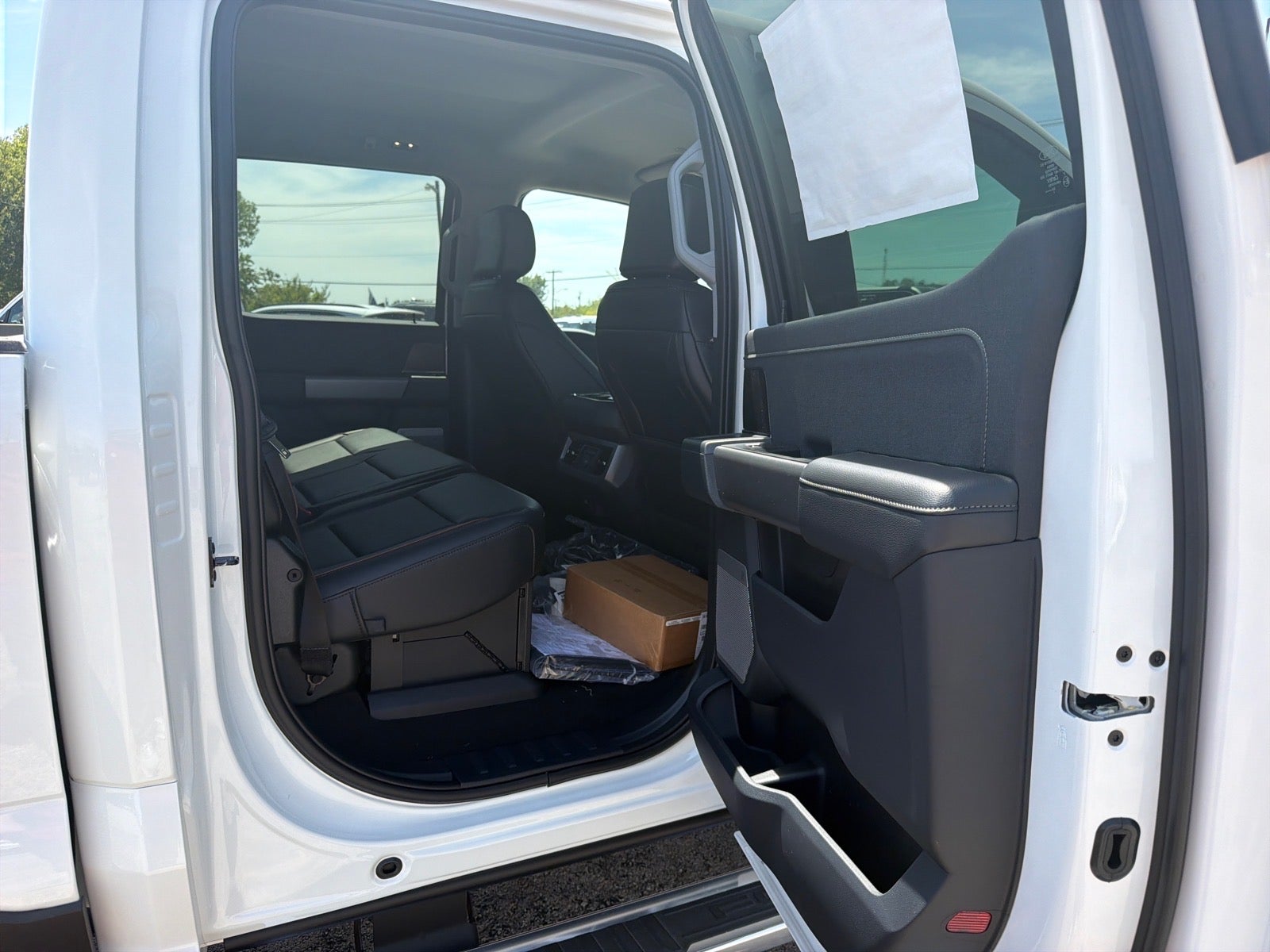 2026 Ford F-350 Super Duty Lariat