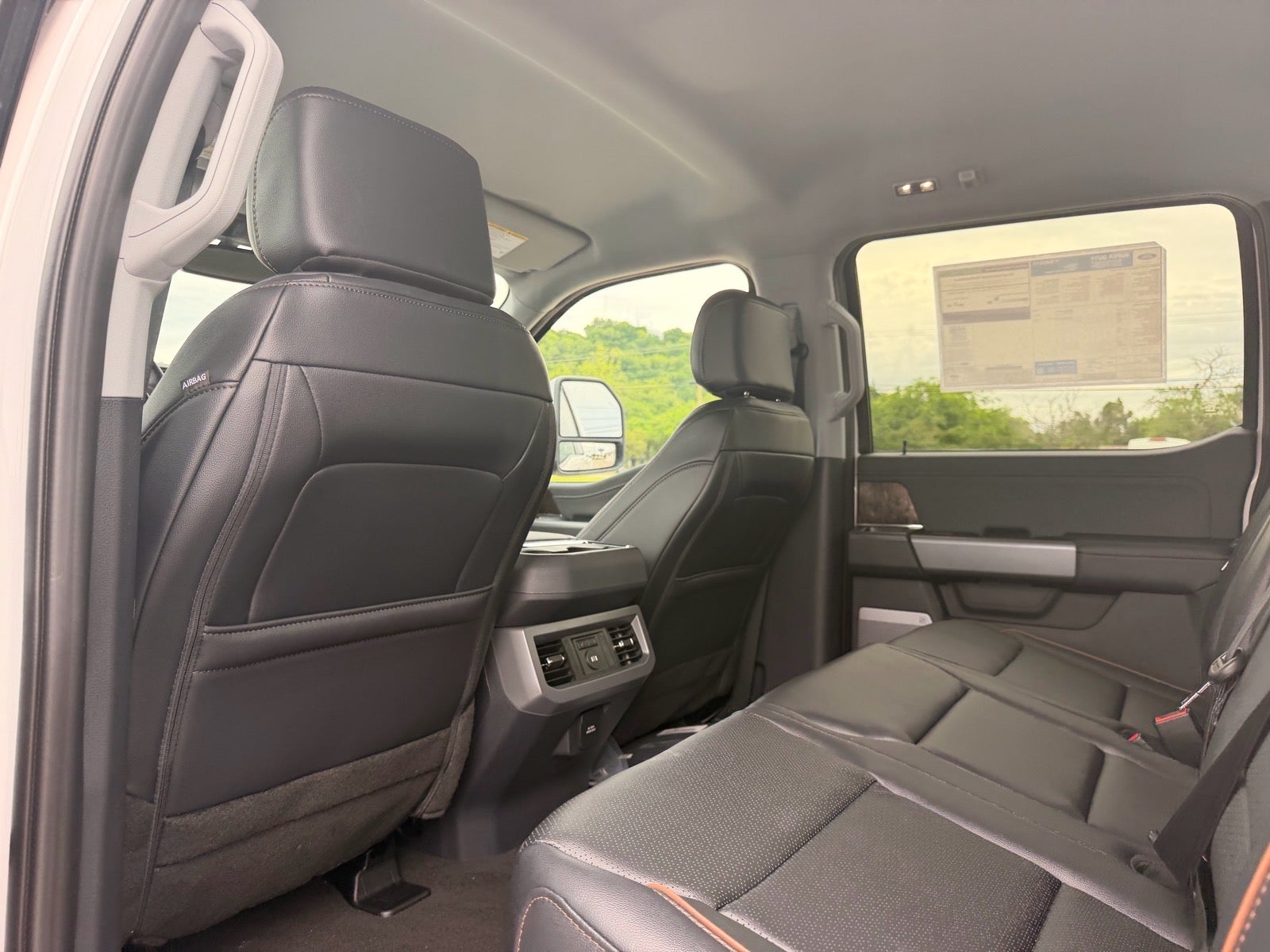 2026 Ford F-350 Super Duty Lariat