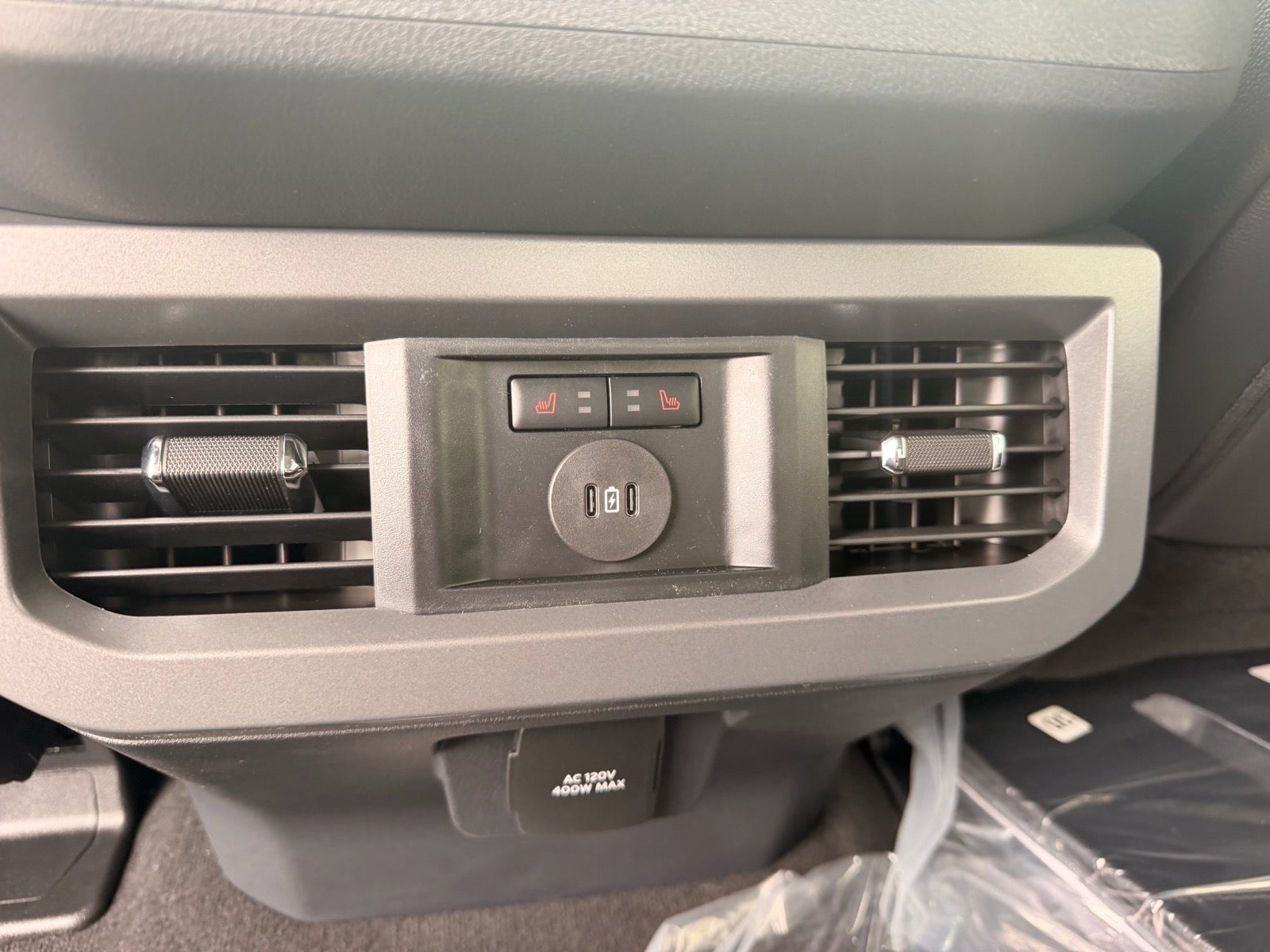 2026 Ford F-350 Super Duty Lariat