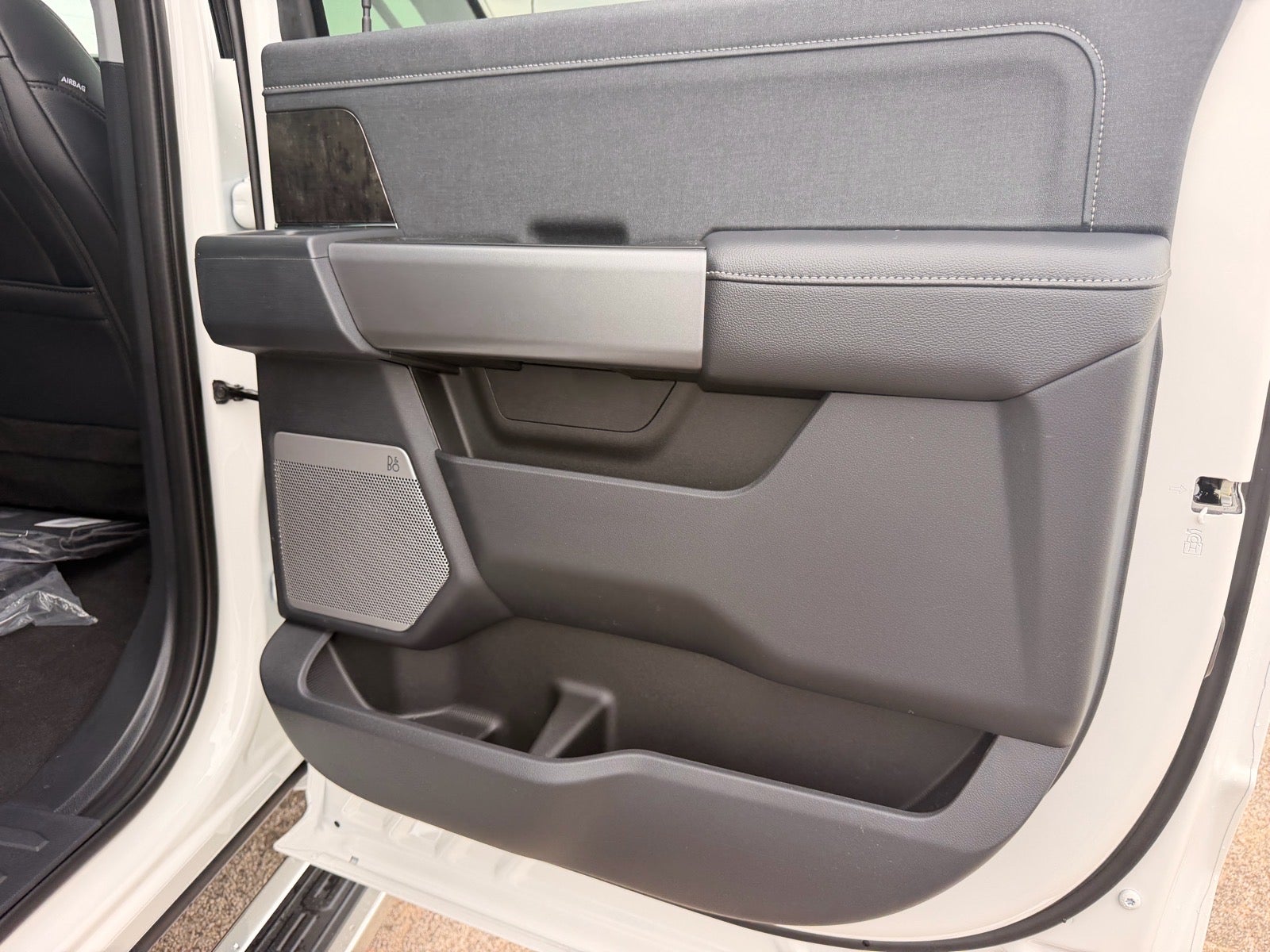 2026 Ford F-350 Super Duty Lariat