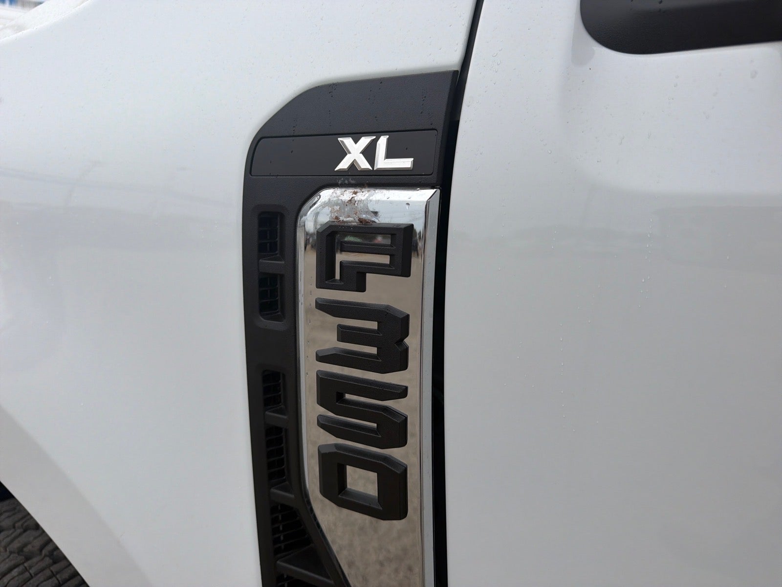 2026 Ford F-350 Super Duty XL