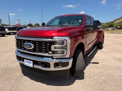 2026 Ford F-350 Super Duty Lariat
