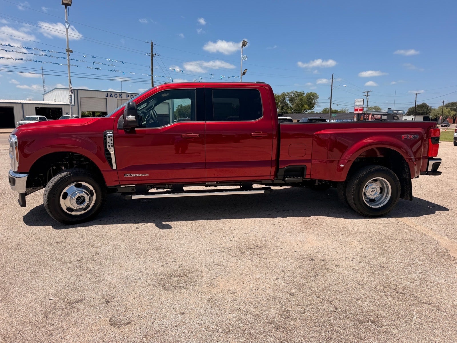 2026 Ford F-350 Super Duty Lariat