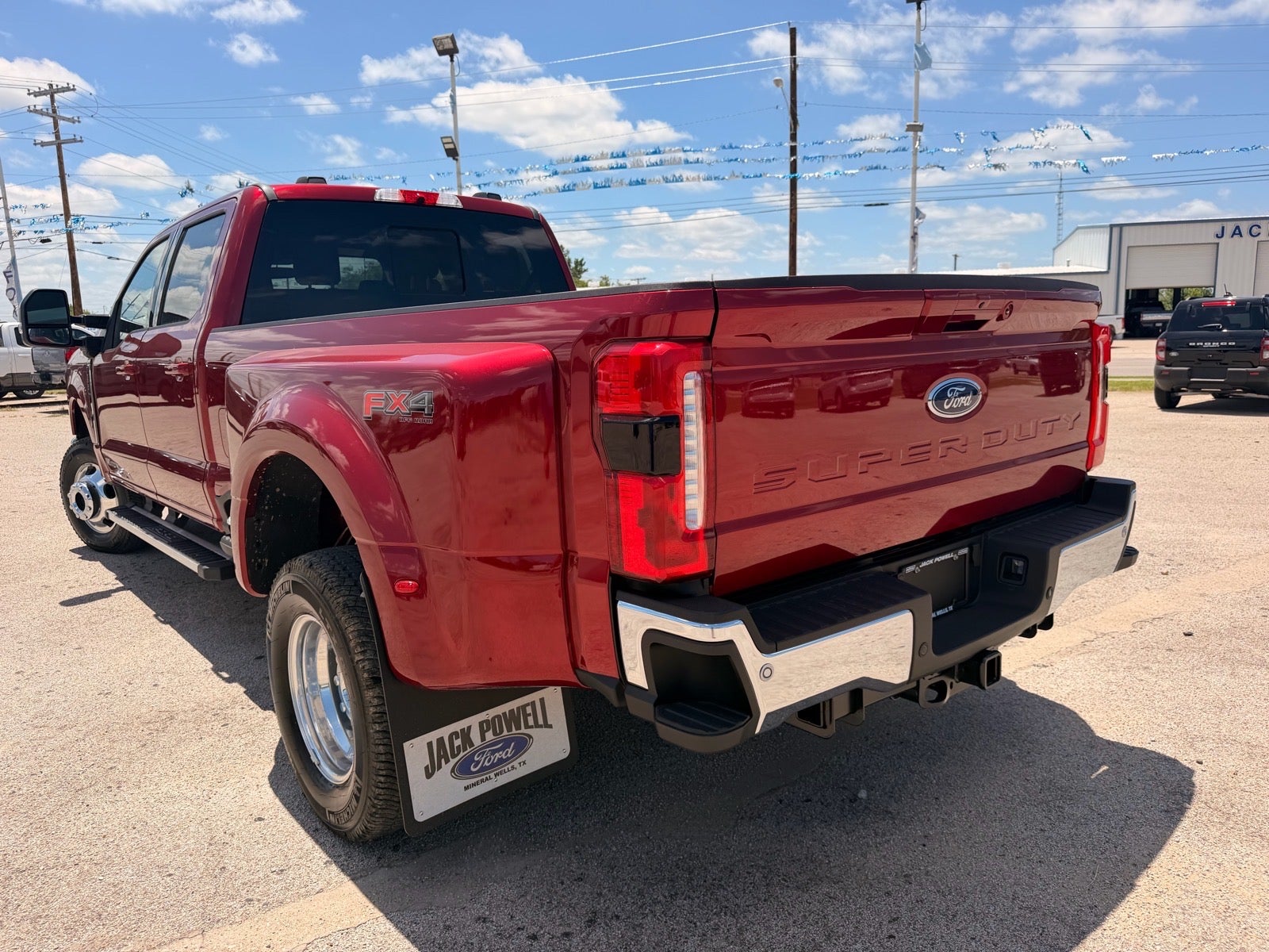 2026 Ford F-350 Super Duty Lariat