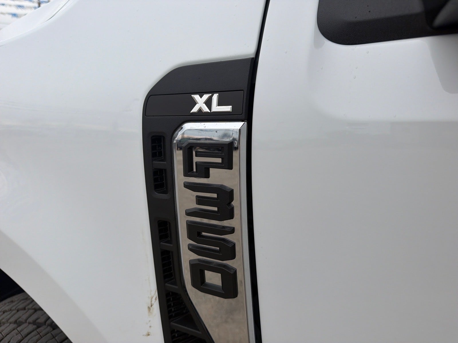 2026 Ford F-350 Super Duty XL