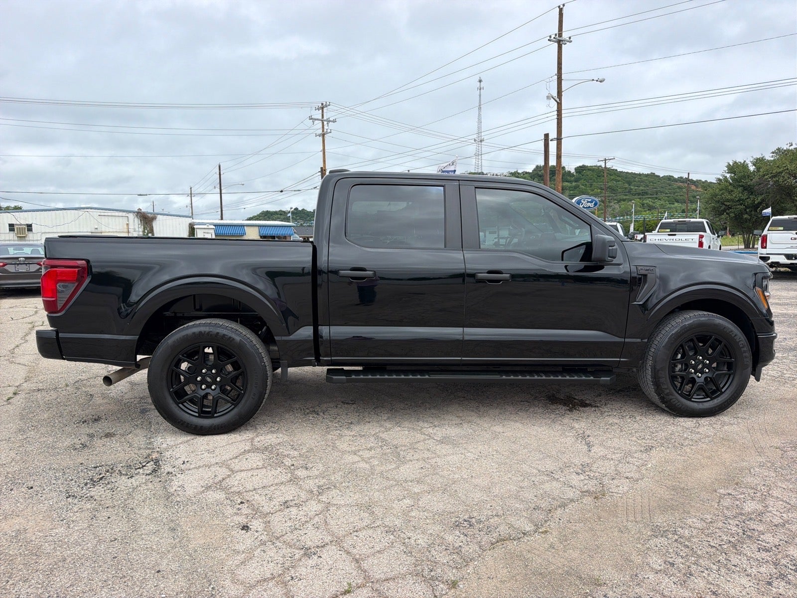 2025 Ford F-150 STX