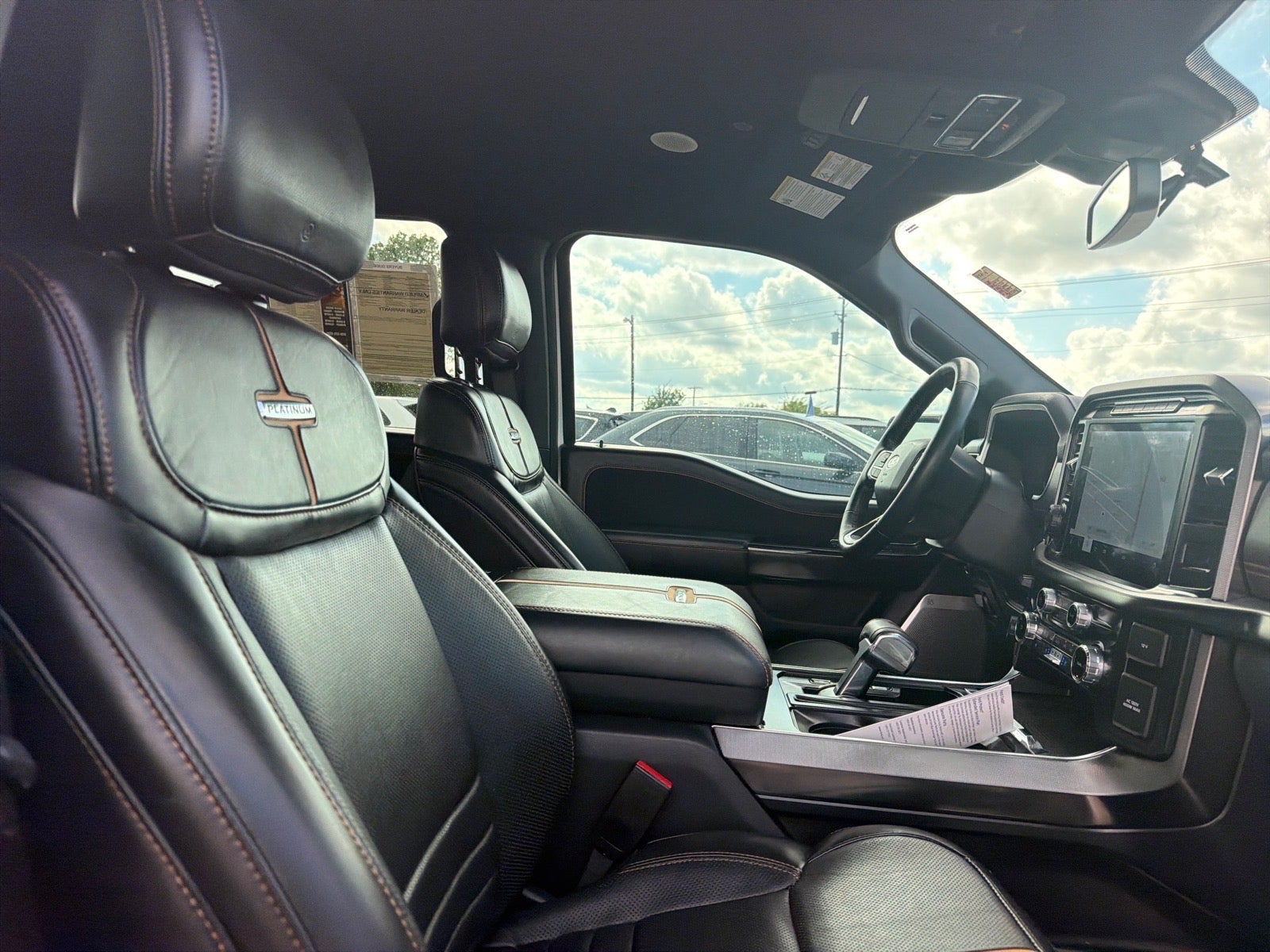 2022 Ford F-150 Platinum