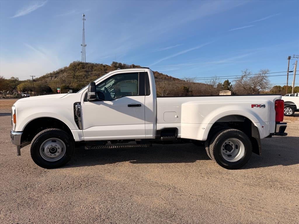 2026 Ford F-350 Super Duty XL