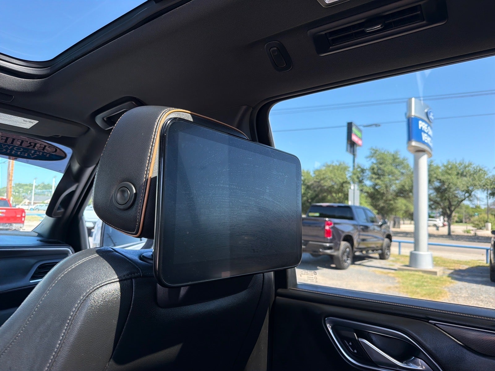 2021 GMC Yukon XL AT4